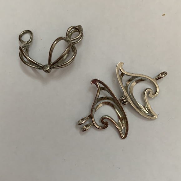 Fresh water pearls and pearl cages - Picture 3 of 4